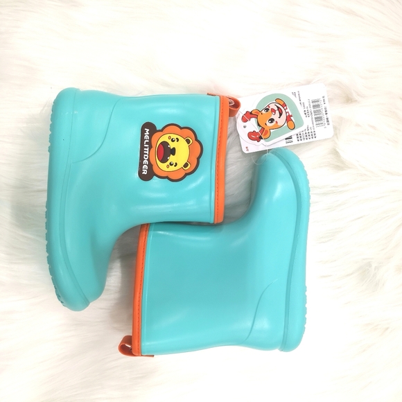 😍*Brand New* Rain boots for Kids, Green Comfortable Cartoon Cute Rain Shoes - Picture 5 of 8